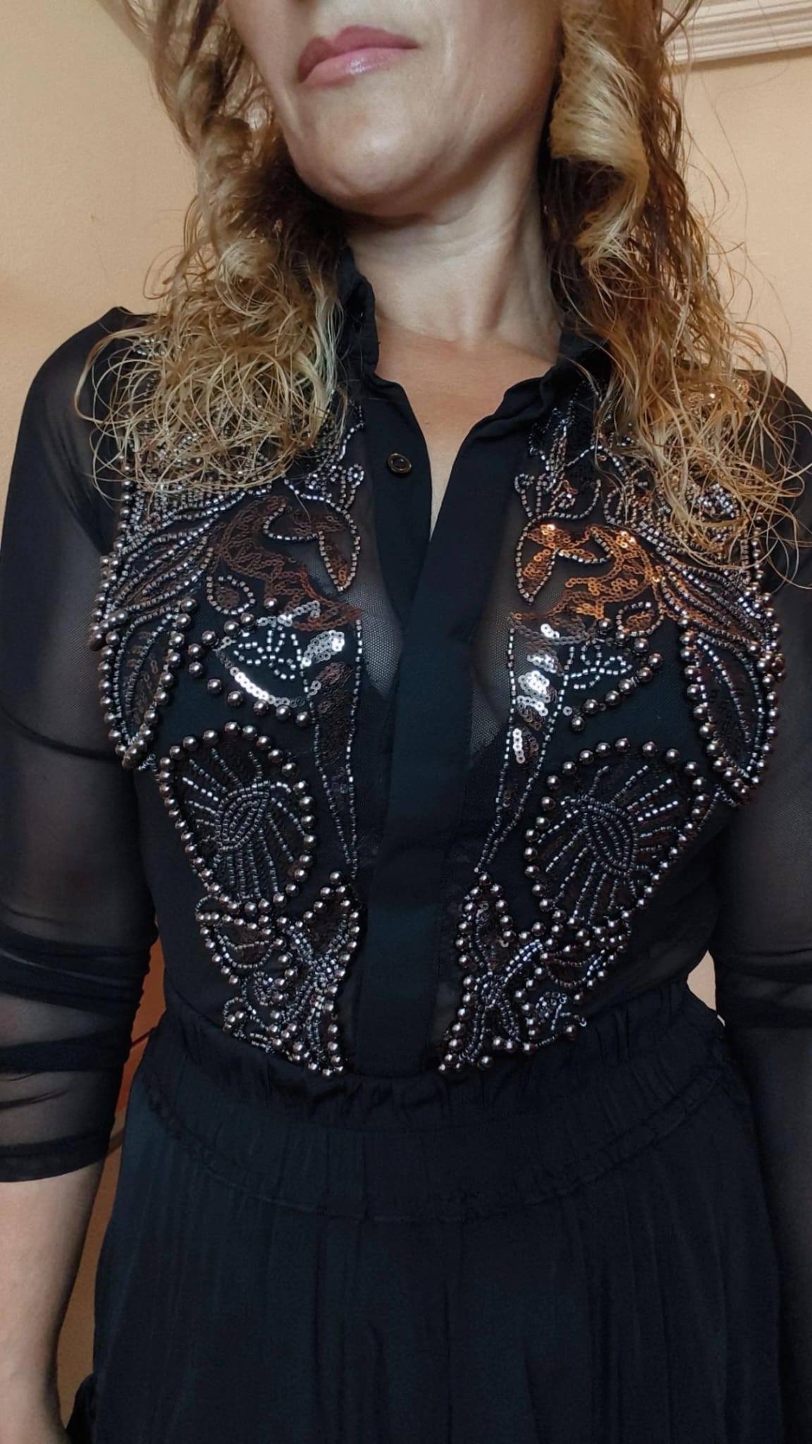 Body negro. Firma JOT. - Imagen 3