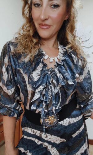 Blusa volantes calada