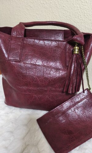 Bolso burdeos efecto piel