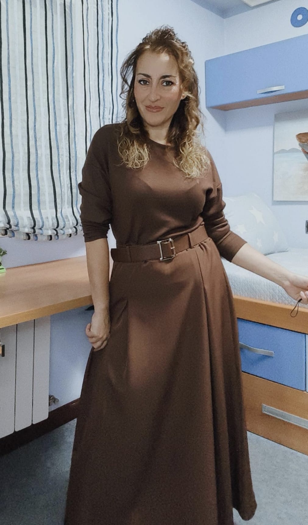 VESTIDO CON CUERPO DE PUNTO - Imagen 3