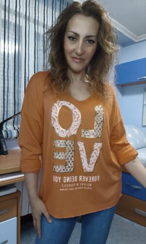 Camiseta LOVE naranja