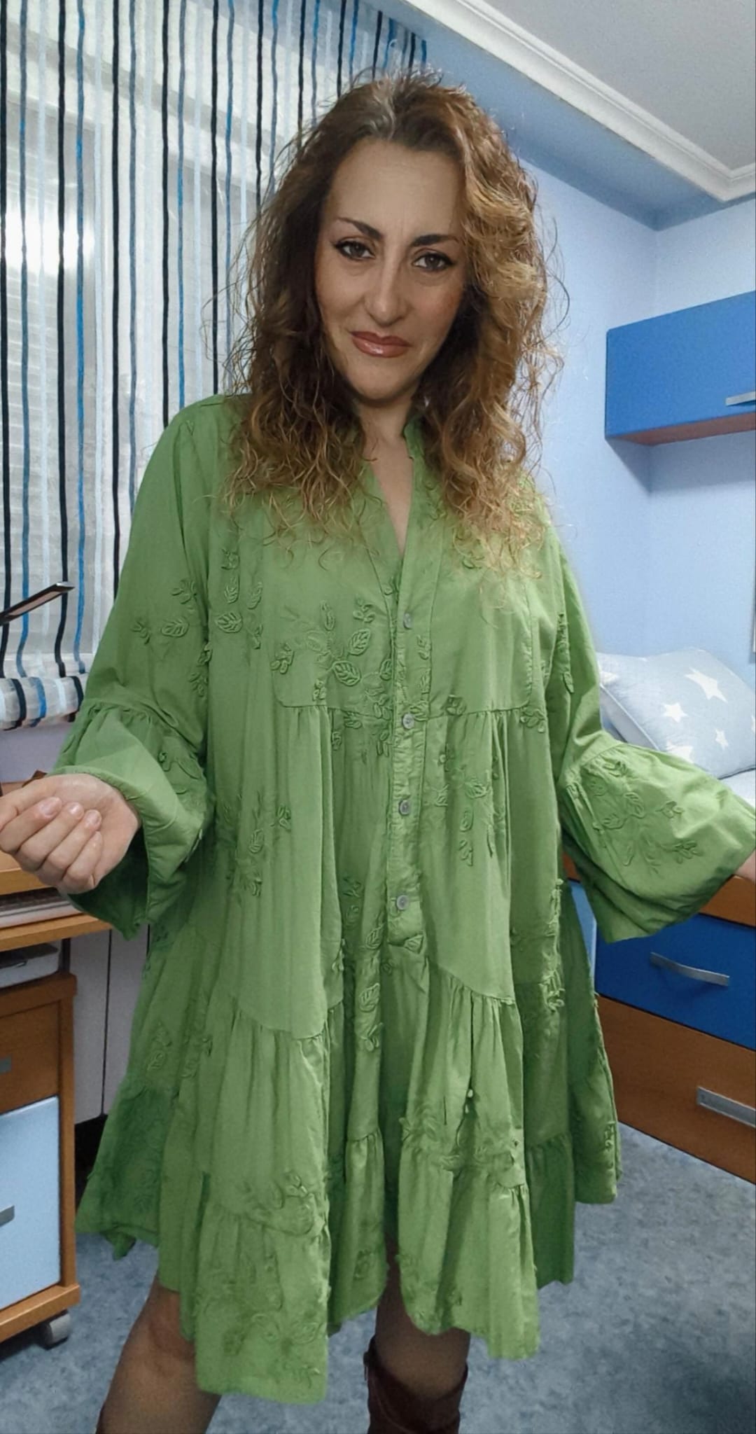 Vestido JOT bordado verde - Imagen 2